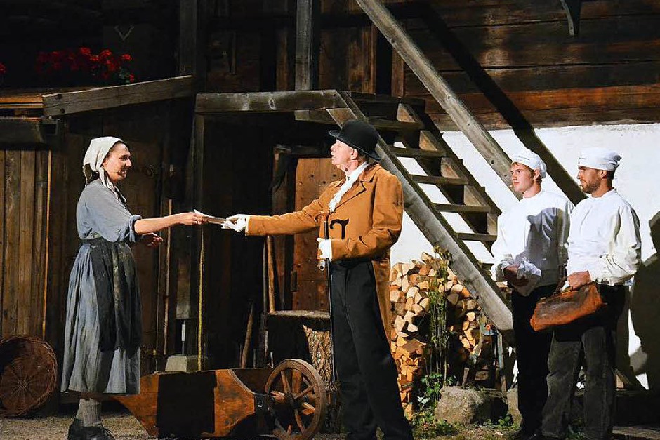 Szenen aus derPremiere der Jostäler Freilichtspiele mit dem Stück "Die arme Theresia - Eine Hinterzartnere Bäuerin kämpft um ihren Hof". Weitere Aufführungen 25. und 26. Juli, 1. und 2. August sowie 8. und 9. August. <?ZP?> (Foto: Alexandra Wehrle) Szenen aus derPremiere der Jostäler Freilichtspiele mit dem Stück "Die arme Theresia - Eine Hinterzartnere Bäuerin kämpft um ihren Hof". Weitere Aufführungen 25. und 26. Juli, 1. und 2. August sowie 8. und 9. August. <?ZP?> (Foto: Alexandra Wehrle)