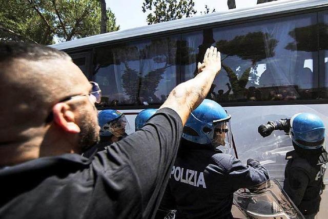 Proteste gegen Flüchtlinge in Italien – sozialen Spannungen