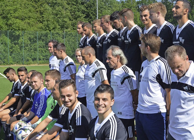 Teamvorstellung macht Spa. Zumindest Giovanni Tardo    | Foto: Rogowski