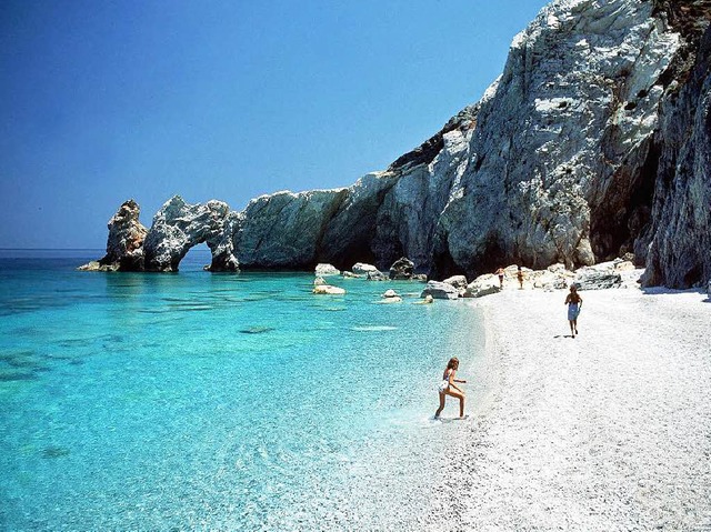 Blauer Himmel, blaues Meer, ein paar n... Stck vom griechischen Paradies aus.   | Foto: dpa