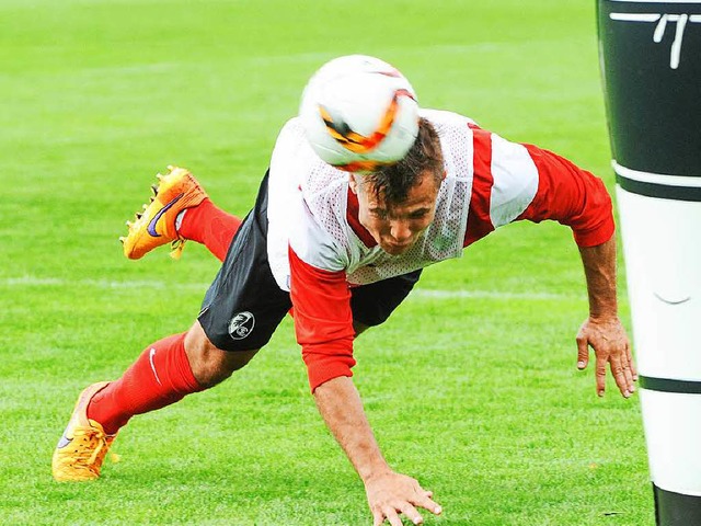 Legt sich auch im Training voll ins Zeug: Amir Abrashi  | Foto: achim keller, Michael Heuberger