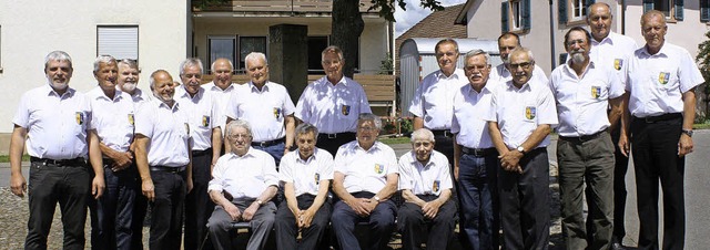 Die Mannen des Gesangvereins Rhenus 18... Efringen-Kirchen im Mai dieses Jahres  | Foto: Reinhard Cremer