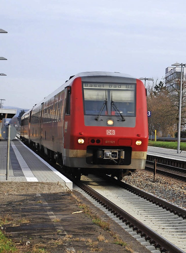 Die Politik nimmt erneut Anlauf, die E...r Bahnstrecke  am Hochrhein zu regeln.  | Foto: Mink