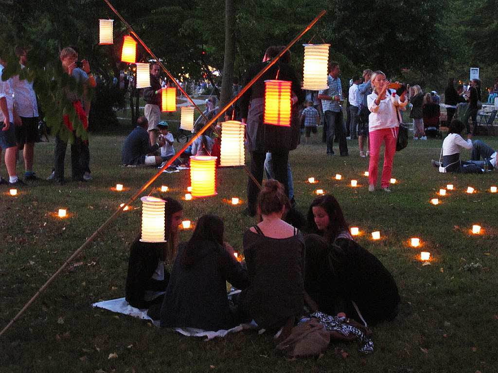 Ein stimmungsvolles Vergngen: das Lichterfest im Bad Bellinger Kurpark