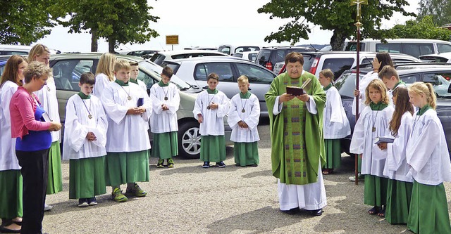 Begleitet von erfahrenen und erst im S...gsegnung in Hochsal den Segen Gottes.   | Foto: doris dehmel