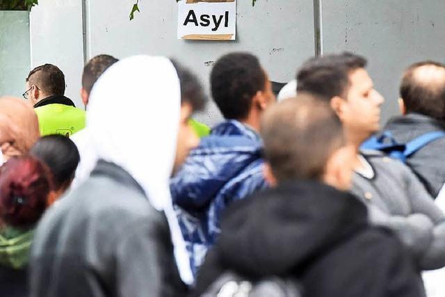 Mehr Geld fr Flchtlinge: Grn-Rot will Kommunen helfen