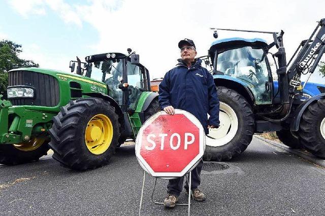 Fotos: Franzsische Bauern errichten an Deutschen Grenzen Barrikaden