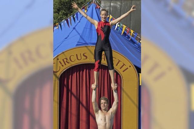 Zirkus Paletti in der Rmerhalle in Riegel