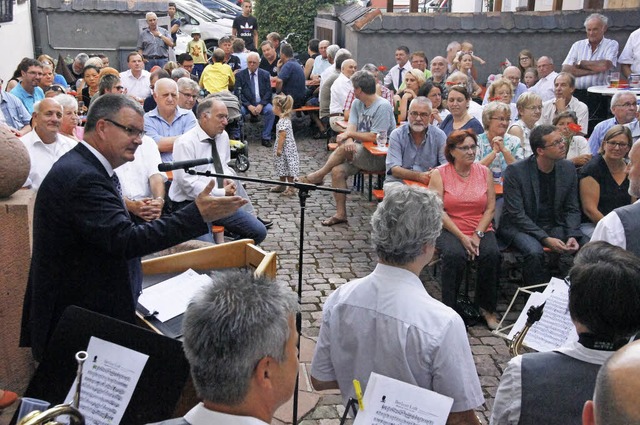 Neubrgerempfang in Kenzingen: Im Inne...d Vereinsvertreter den Neubrgern vor.  | Foto: Ilona Hge