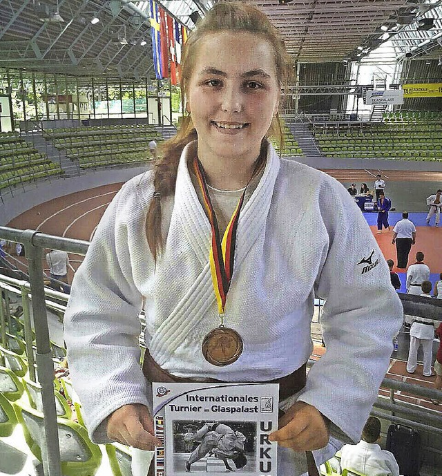 Ausgezeichnet mit Medaille und Urkunde: Matea Brigic  | Foto: UmS