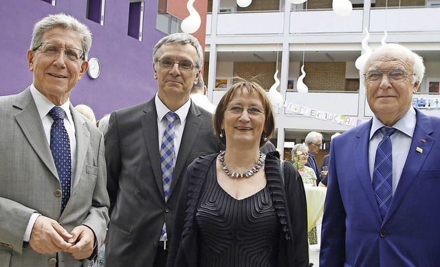 Abschied von der Rektorin (von links):...mann und  Sponsor Martin Herrenknecht   | Foto: Heidi Fssel
