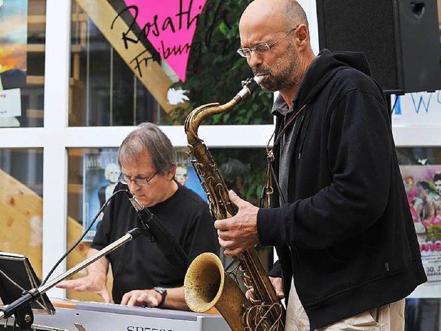 Zwei Musiker von Pourquoi Pas.  | Foto: Rita Eggstein