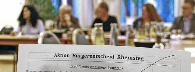 Der Initiativkreis startet am Samstag ...fr ein Brgerbegehren zum Rheinsteg.   | Foto: Ralf Staub