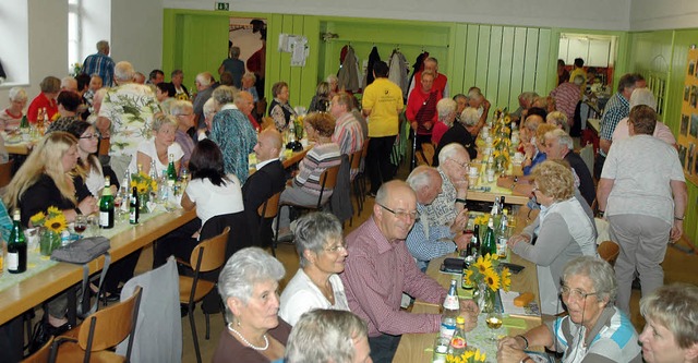 Sehr gut besucht war die   Jubilumsfe...s in Niederwihl am gestrigen Mittwoch.  | Foto: Christiane sahli