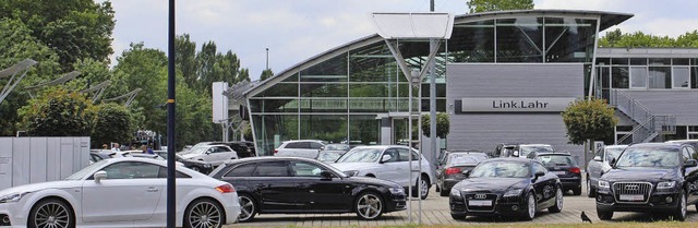 Der Audi-Betrieb Link  prgt das Bild am westlichen Stadteingang von Lahr.  | Foto: karin kaiser