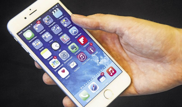 Beim Prozess in Waldshut gegen einen f...es hier abgebildeten Modells iPhone6.   | Foto: dpa