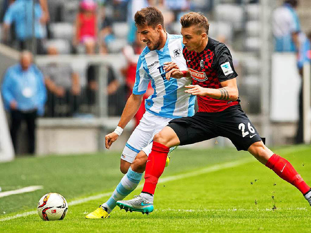 Mehr Ballbesitz, aber spielerisch nicht berzeugt: Der SC Freiburg gewinnt dank eines Foulelfmeters in Mnchen.