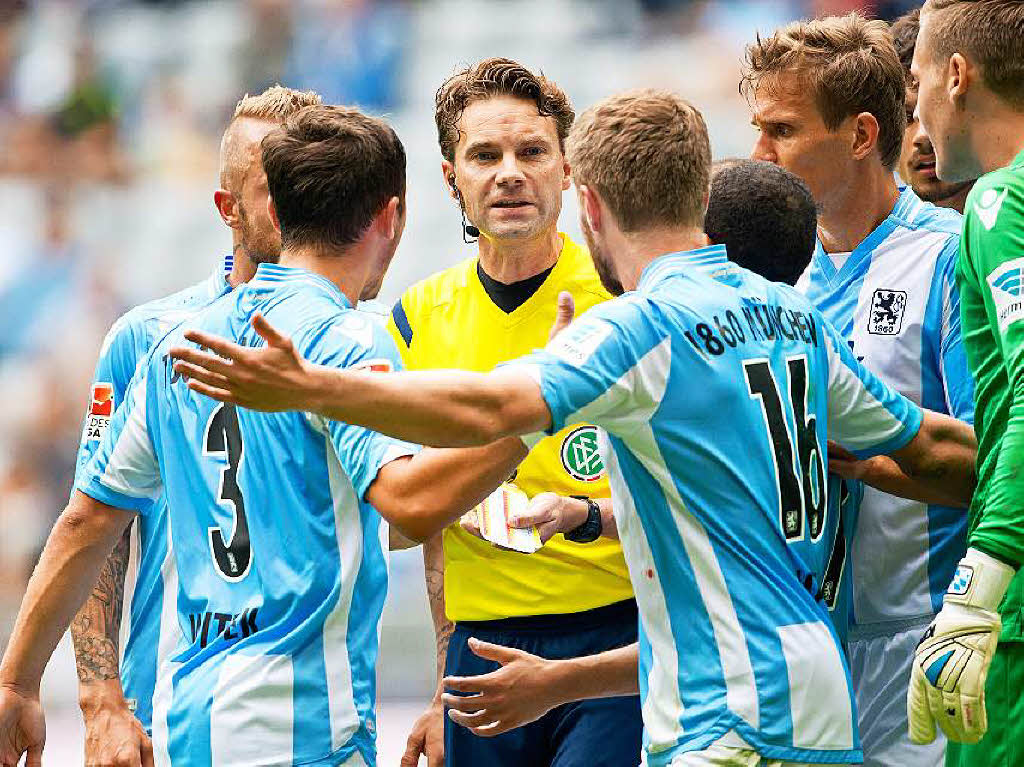 Mehr Ballbesitz, aber spielerisch nicht berzeugt: Der SC Freiburg gewinnt dank eines Foulelfmeters in Mnchen.