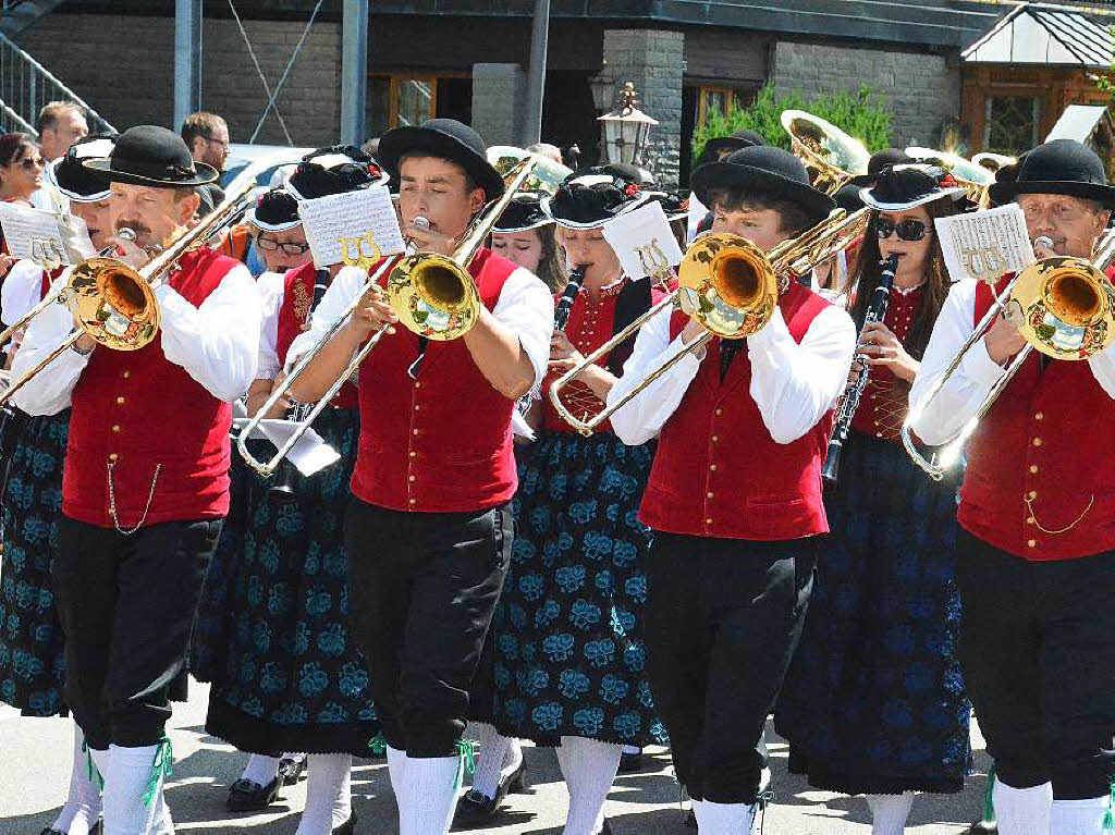 Impressionen vom Festumzug am Sonntag, 2. August, beim Bezirksmusikfest in Husern.