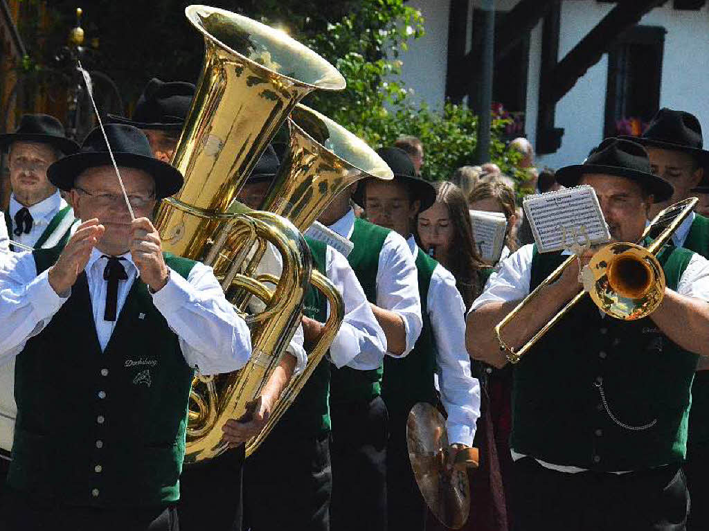 Impressionen vom Festumzug am Sonntag, 2. August, beim Bezirksmusikfest in Husern.