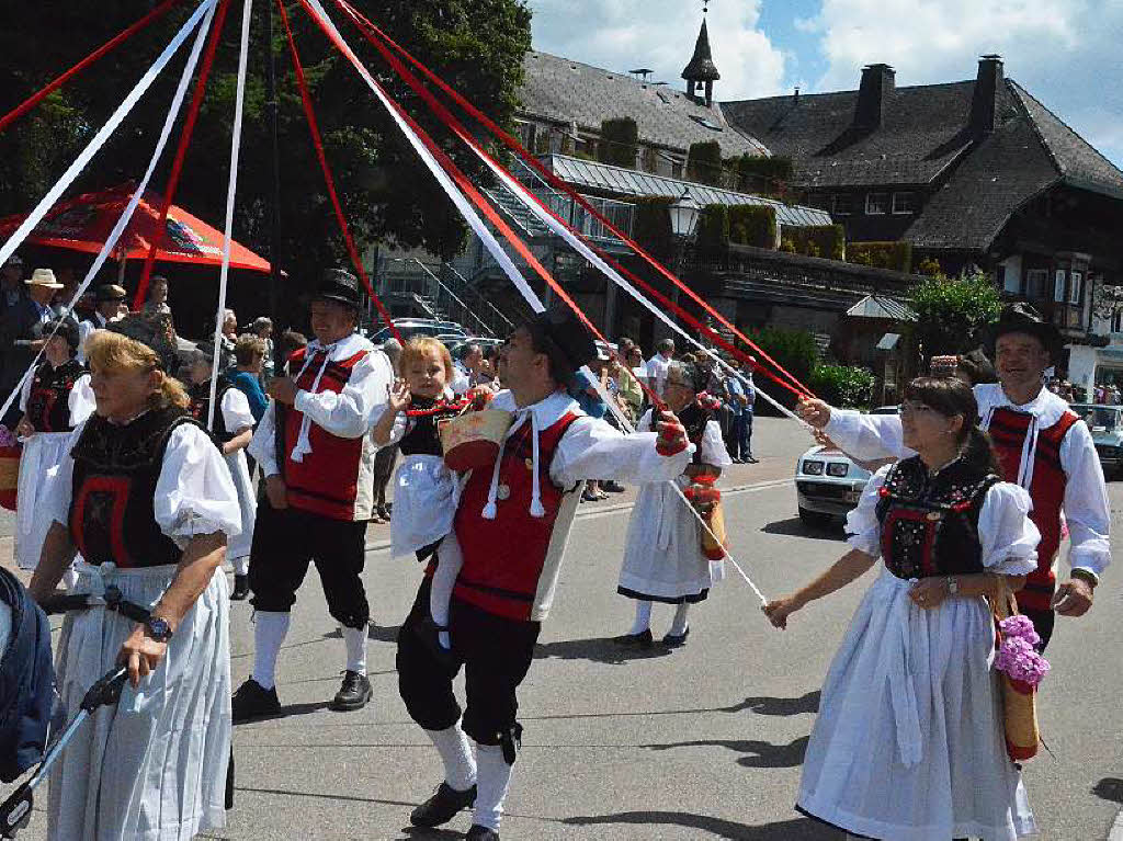 Impressionen vom Festumzug am Sonntag, 2. August, beim Bezirksmusikfest in Husern.