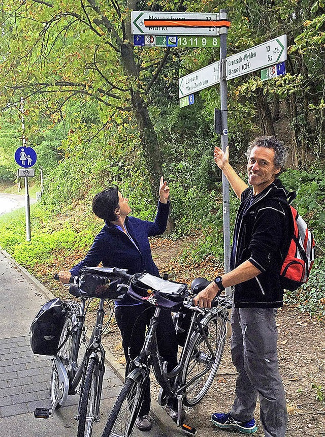 Wo geht&#8217;s entlang? Fr Radwander...guter Rat in Weil am Rhein oft  teuer.  | Foto: Bartsch