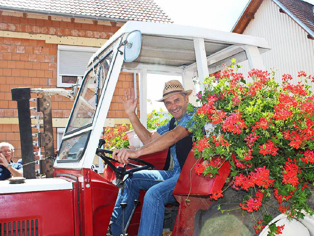 Geranien sogar auf dem Traktor ...