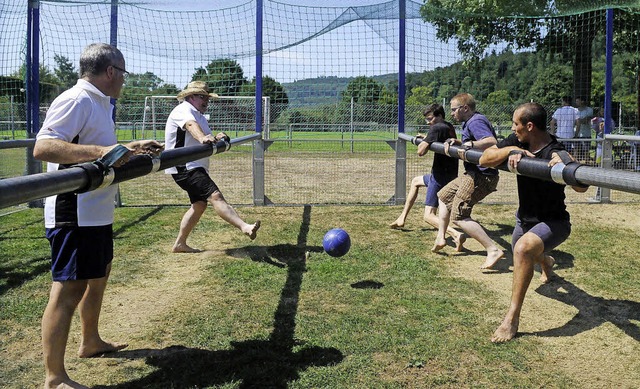 Ganz so einfach ist es nicht, als Menschenkicker zu arbeiten.   | Foto: wolfgang knstle