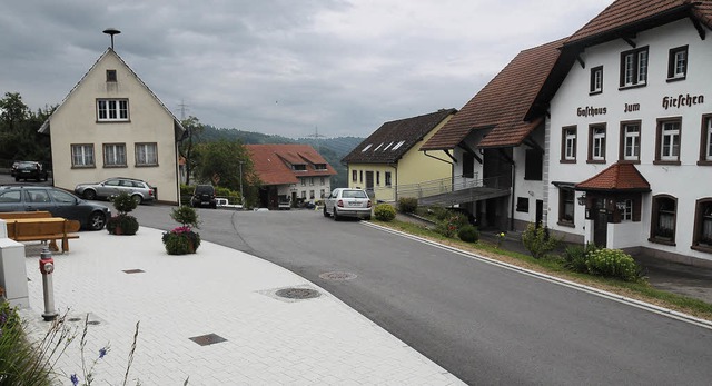 Die grte erkennbare Vernderung der ...gem Rathaus und dem Gasthaus Hirschen.  | Foto: Dietmar Noeske