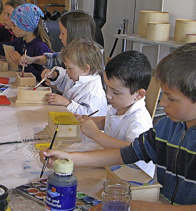 Kreativ sein knnen die Kinder im Sommerferienprogramm in Bernau.  | Foto: Ulrike Spiegelhalter