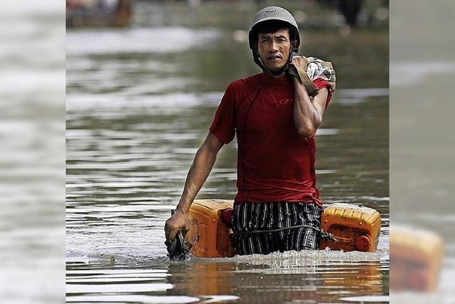 Dauerregen fordert Hunderte Tote