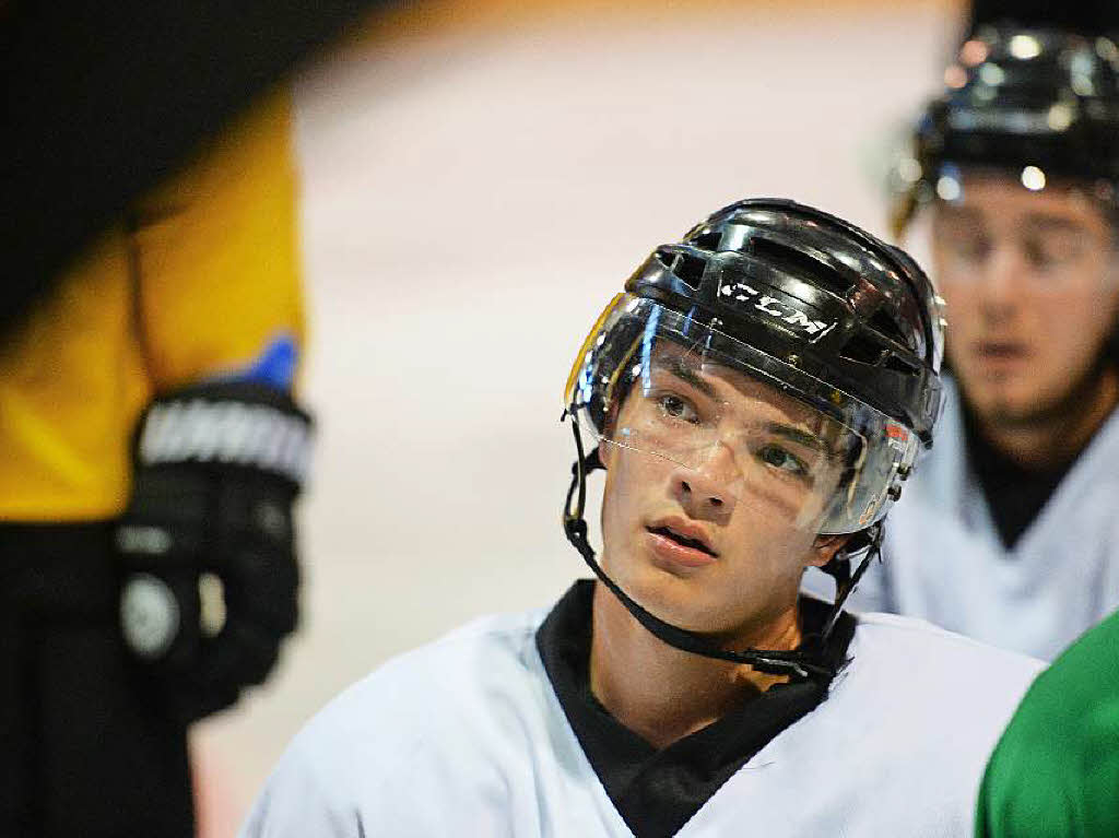 Trainingsauftakt vor dem Start in die DEL2: Beim EHC Freiburg beginnen am Samstag die Test- und am 11. September die Punktspiele.