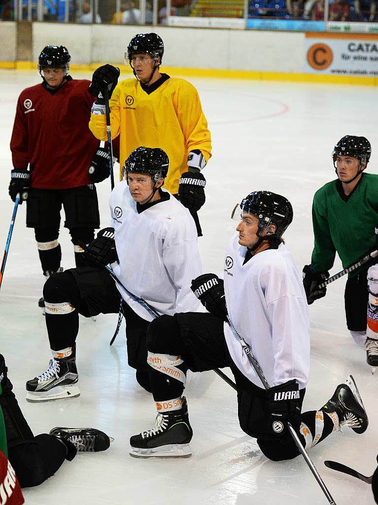 Trainingsauftakt vor dem Start in die DEL2: Beim EHC Freiburg beginnen am Samstag die Test- und am 11. September die Punktspiele.