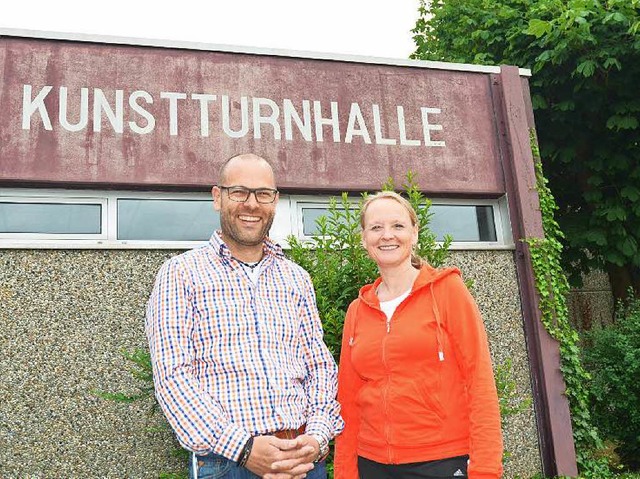 Sie mbeln das Turnen in Herbolzheim w...Claudia Seegers und Frank Himmelsbach.  | Foto: Matthias Kaufhold