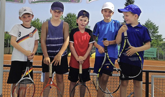 Die erfolgreichen Jugendspieler  des T...tlinger (es fehlt: Nelly Kaltenbach).   | Foto: Tennisclub