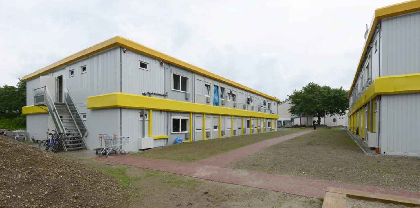 Das Fl�chtlingsheim in der Bissierstra...atz f�r weitere 27 Menschen zu machen.  | Foto: Ingo Schneider