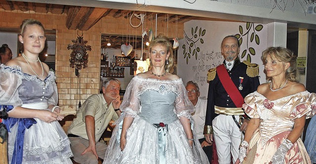 Hoher Besuch bei der Supp&#8217;Kultur...amen in eleganten Kleidern mitgebracht  | Foto: Christiane Sahli