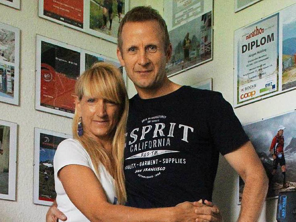 Ein extremes Prchen: die Lufer Brigid Wefelnberg und Jrgen Nbling  | Foto: Anja Ihme