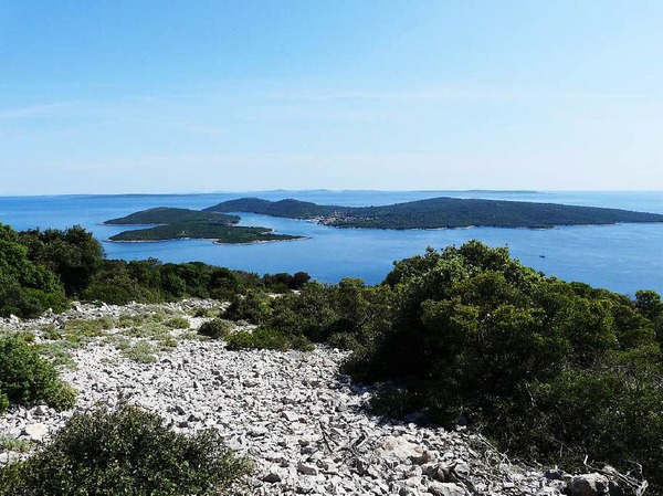 "Blick von der Sdspitze der Insel Losinj, Kroatien auf die vorgelagerten Inselgruppen" fotografiert von Christoph Karpstein