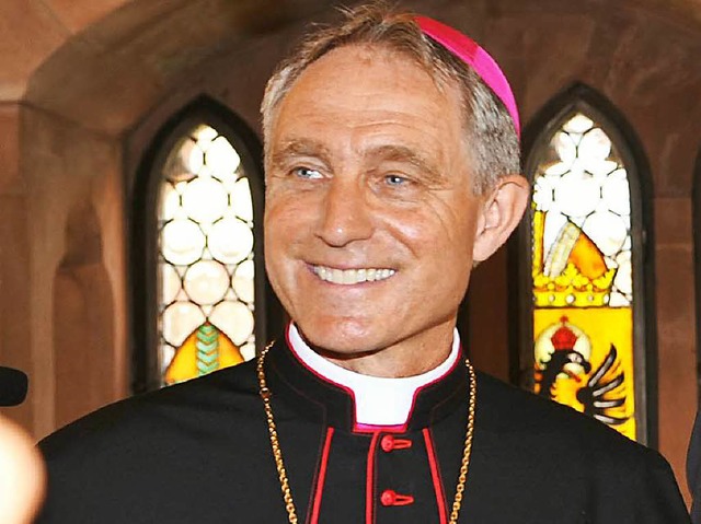 Kurienerzbischof Georg Gnswein beim B... in der Bistumsstadt Freiburg (2013).   | Foto: Rita Eggstein
