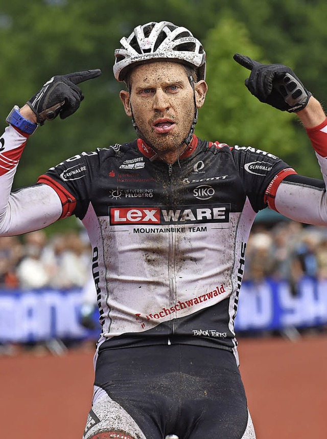 Alles eine Frage des Kopfes deutet hier Matthias Bettinger beim Ultra Bike an.   | Foto: Patrick Seeger