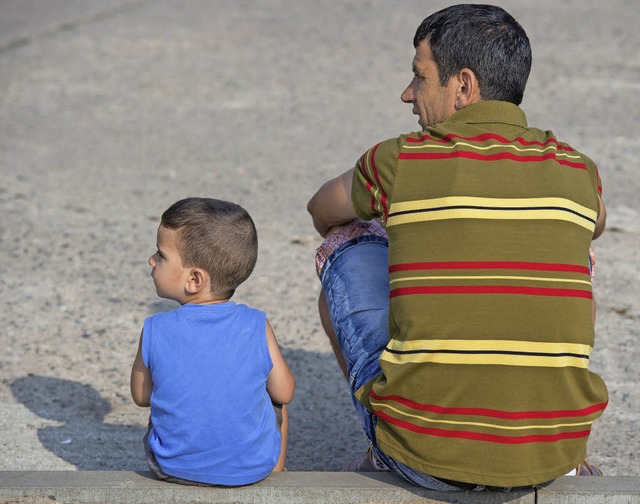 Fr viele Flchtlinge ist der Blick in die Zukunft ungewiss.  | Foto: dpa