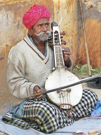 "Der Straenmusiker von Jaipur/Indien", aufgenommen von  Rainer Reinboldt, Rheinfelden