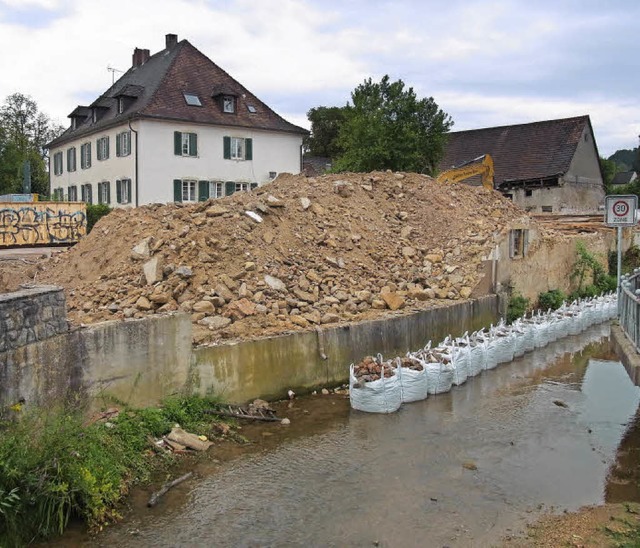 Der Schlssel ist weg, die Sanierungsa... Weingut Blankenhorn schreiten voran.   | Foto: Alexander Huber