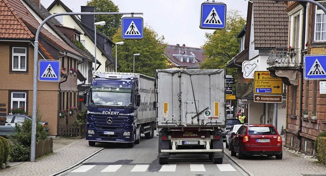 Situationen wie diese sind im engen St...-Umweltzone eingefhrt werden sollte.   | Foto: Dominic Rock