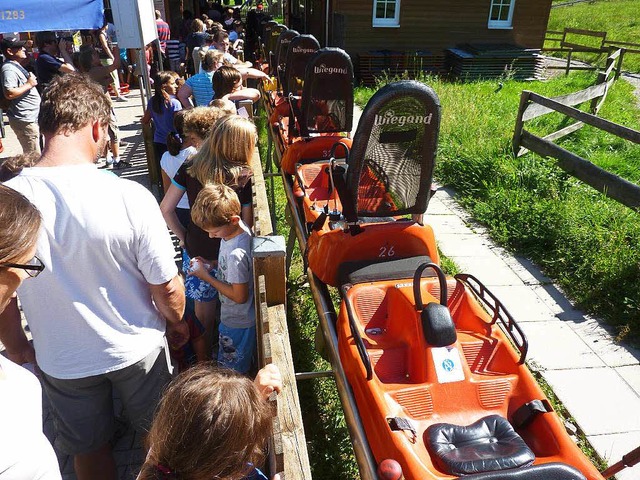 Bahn frei: Die Sommerrodelbahn in Guta...s Ursache fr einen Unfall vom Samstag  | Foto: Helmut Seller