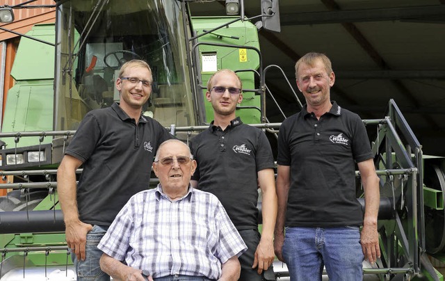 In der dritten Generation fahren die H...n, im Vordergrund Senior Heinz Haler.  | Foto: Christel Hlter-Hassler