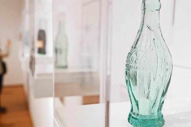 Die Coca-Cola-Flasche feiert ihren 100. Geburtstag