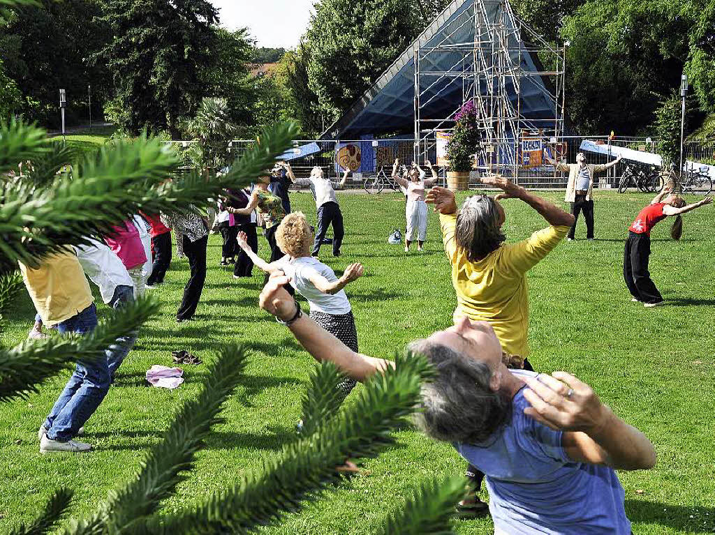 Tai Chi im Stadtgarten