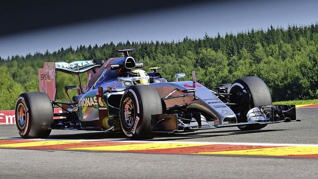 Wird WM-Spitzenreiter Lewis Hamilton a...chnik im und am Auto ganz vorne sein?   | Foto: AFP